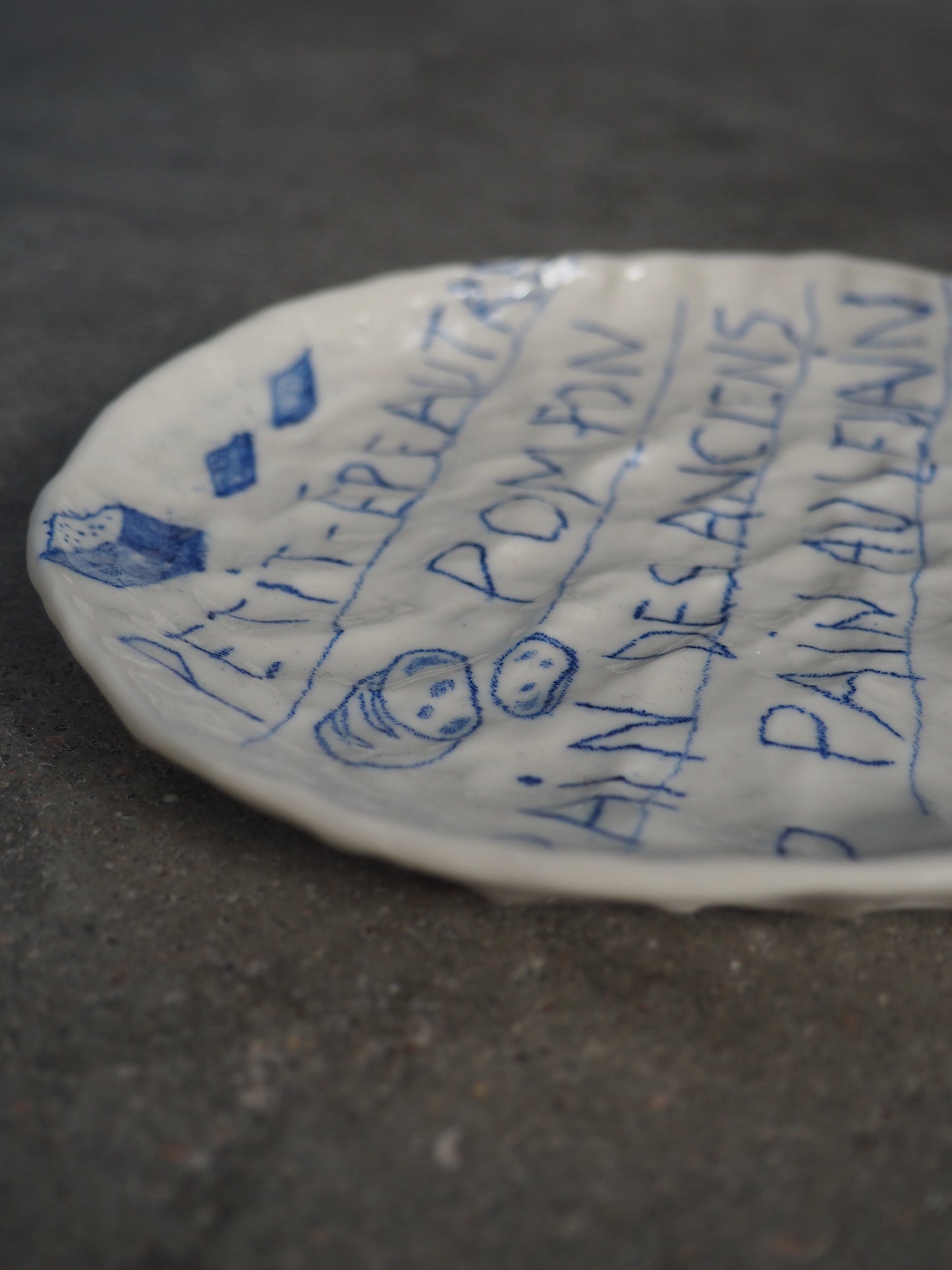 little plate LA MAISON ARLOT CHENG (pains)