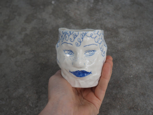 head mug 10