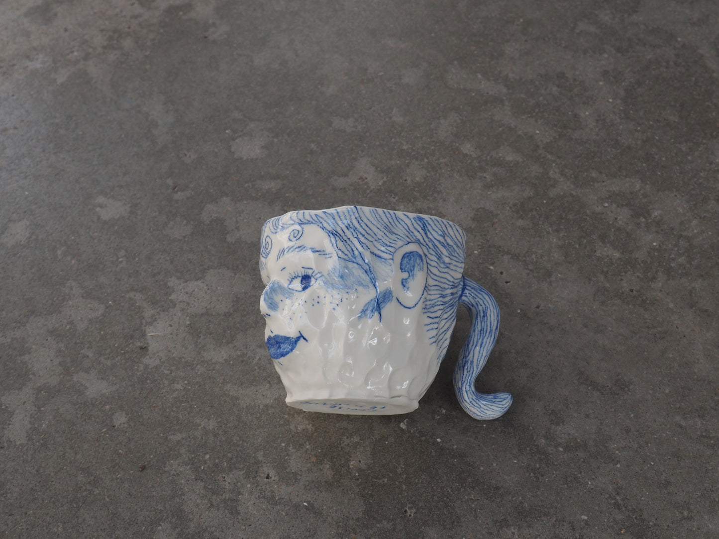 head mug 8